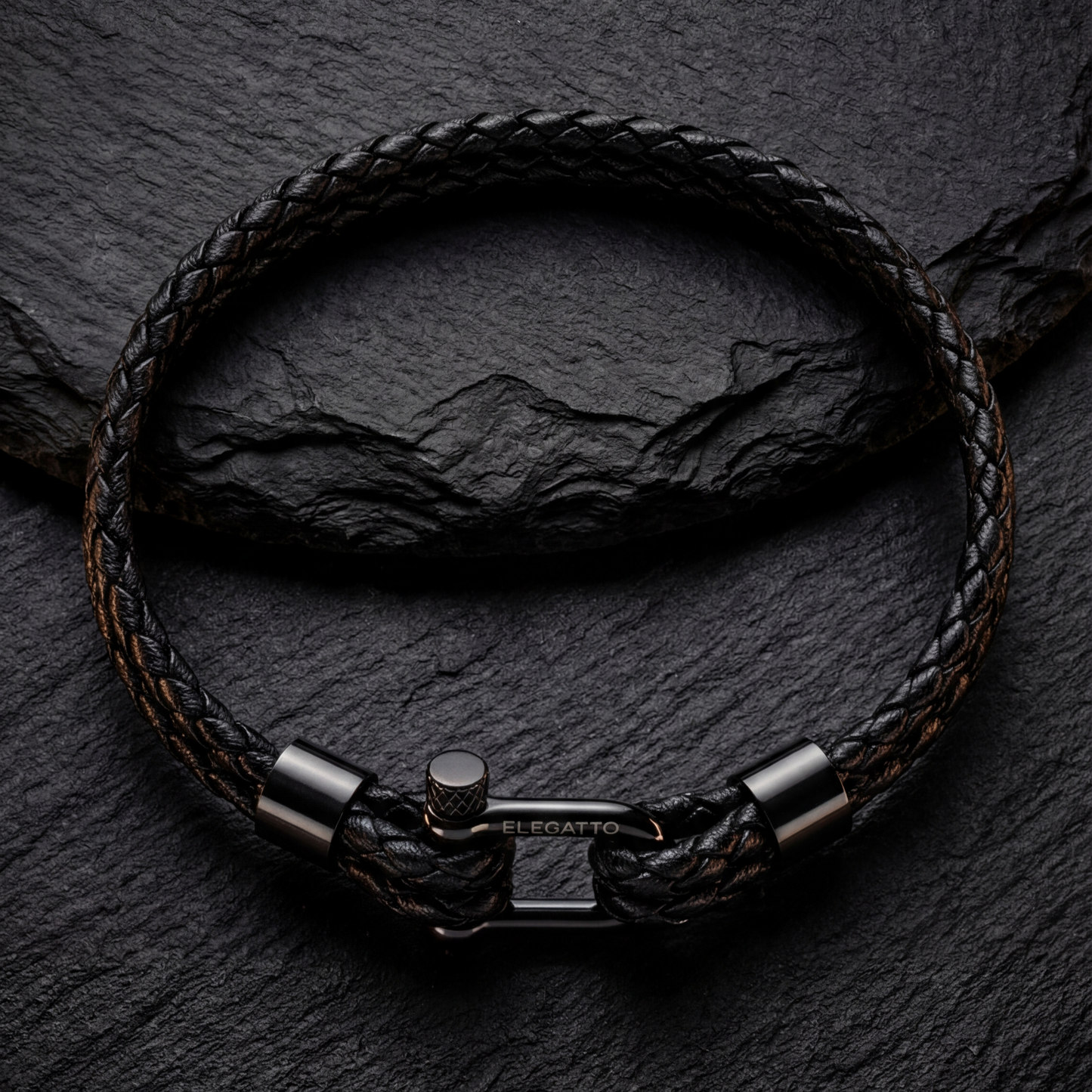Heinrich Voss Helix Black — 04 dark product flat lay