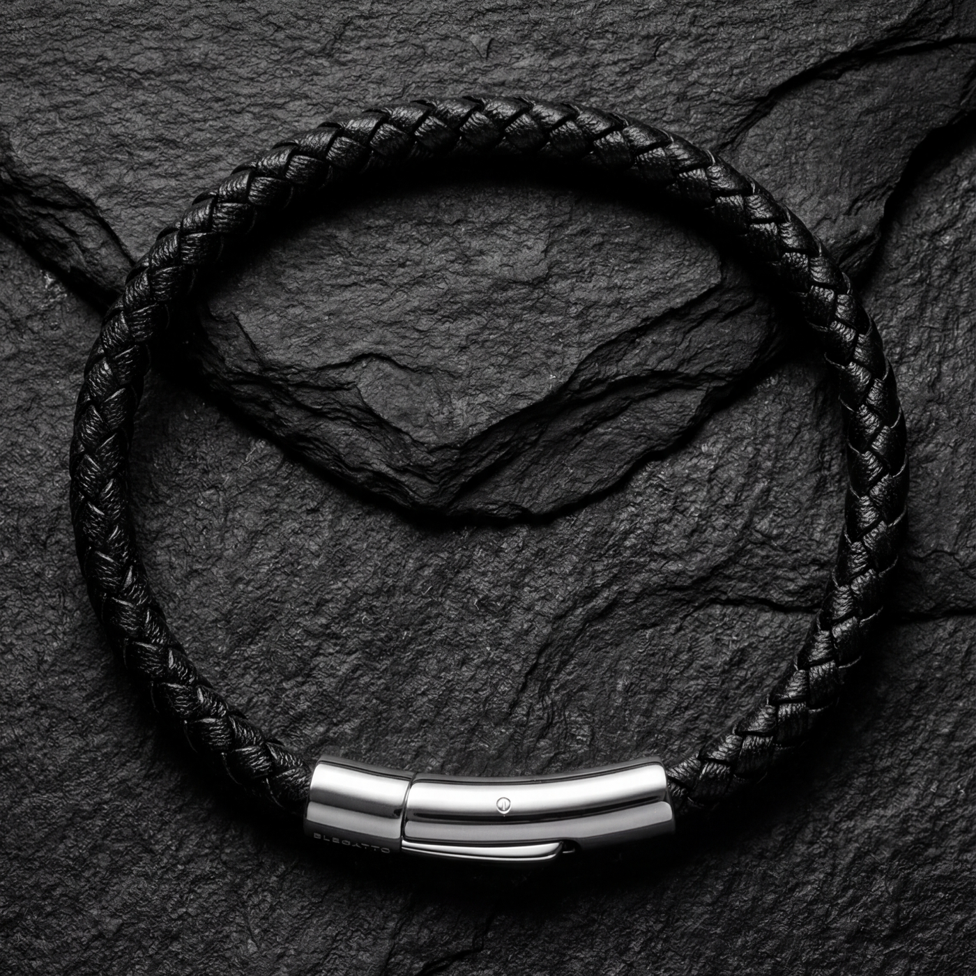 Heinrich Voss Elagio Black - Wear It Your Way