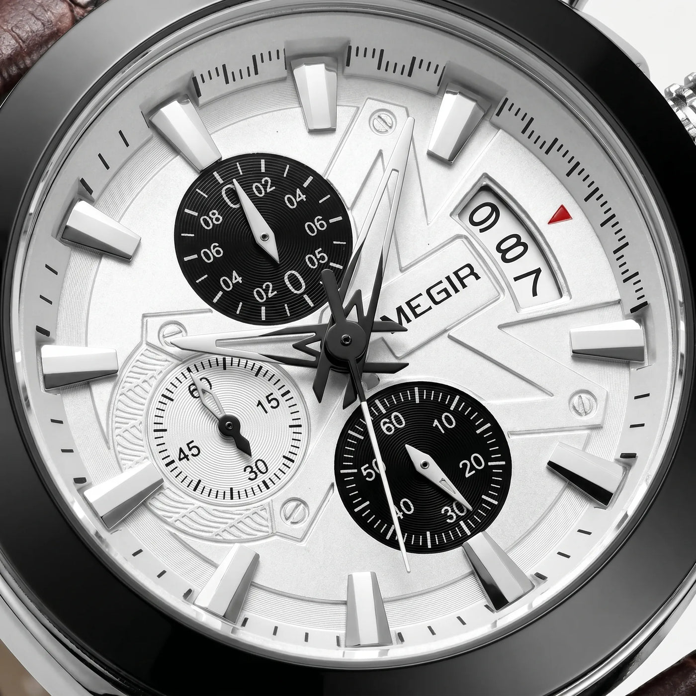 Heinrich Voss Commandant - Wear It. Pass It On.