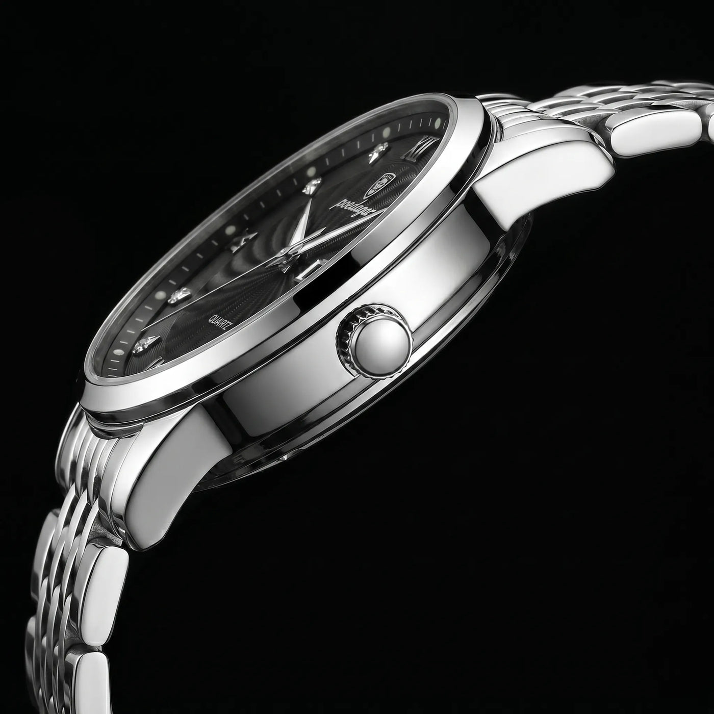 Heinrich Voss Distinction - Wear It. Pass It On.