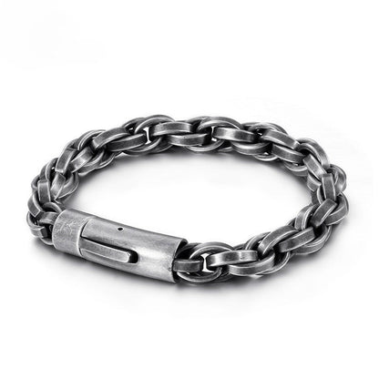 Heinrich Voss Titan Link — 04 antique silver studio