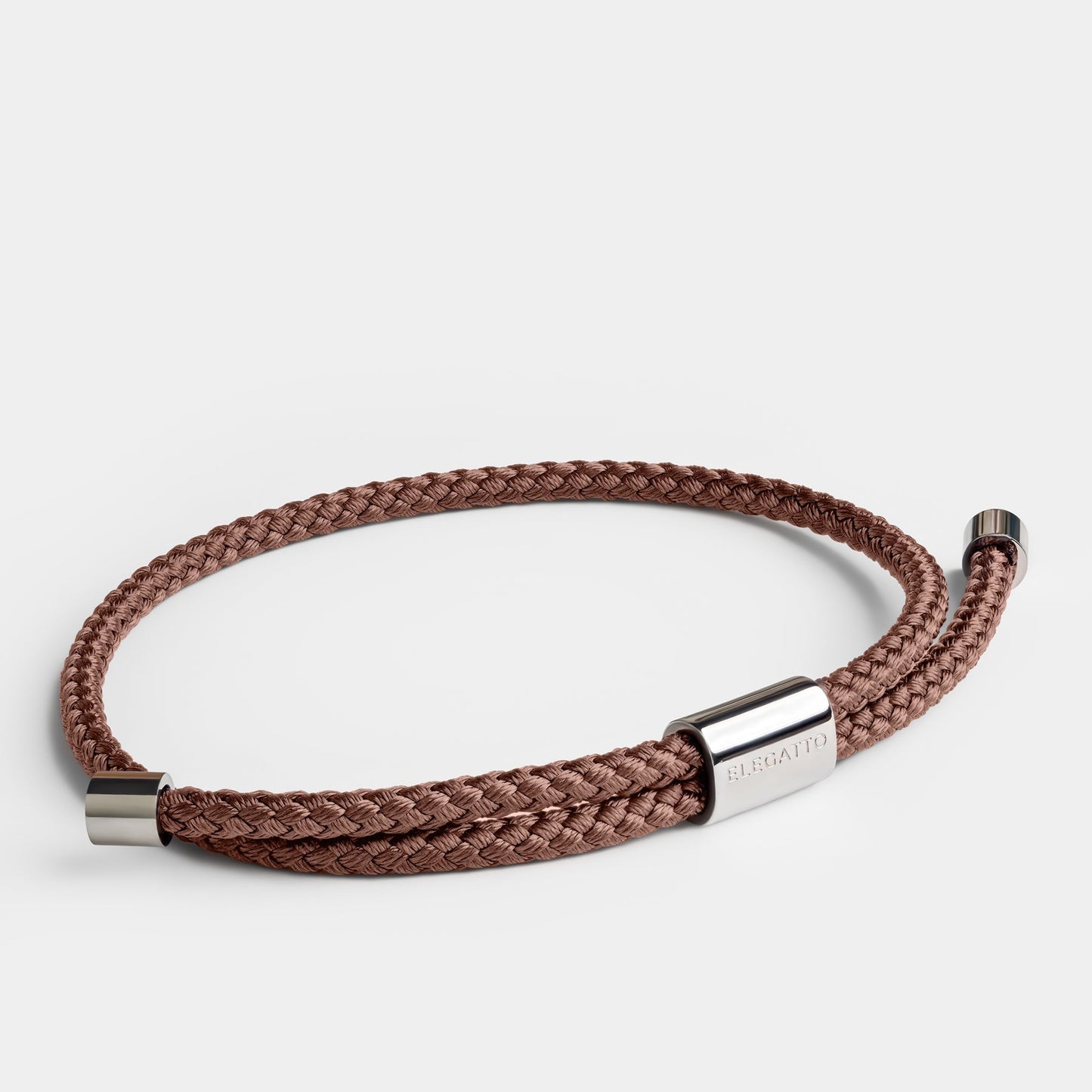 Heinrich Voss Sailor — 05 brown second angle