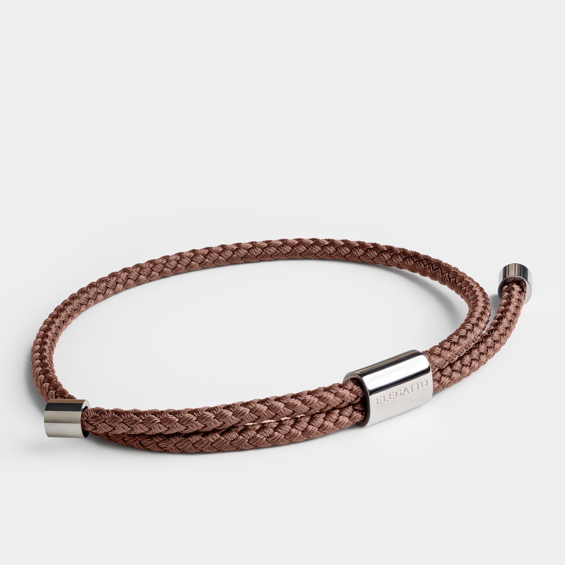 Heinrich Voss Sailor — 05 brown second angle